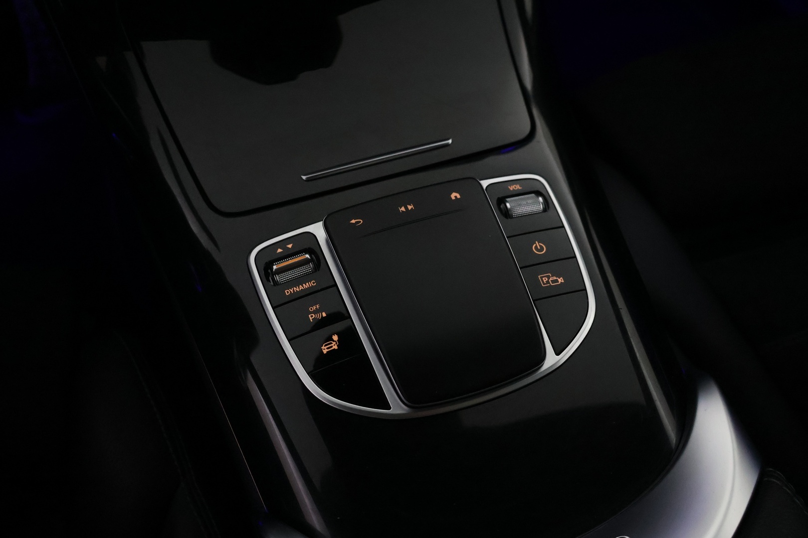 MERCEDES-BENZ EQC 2021