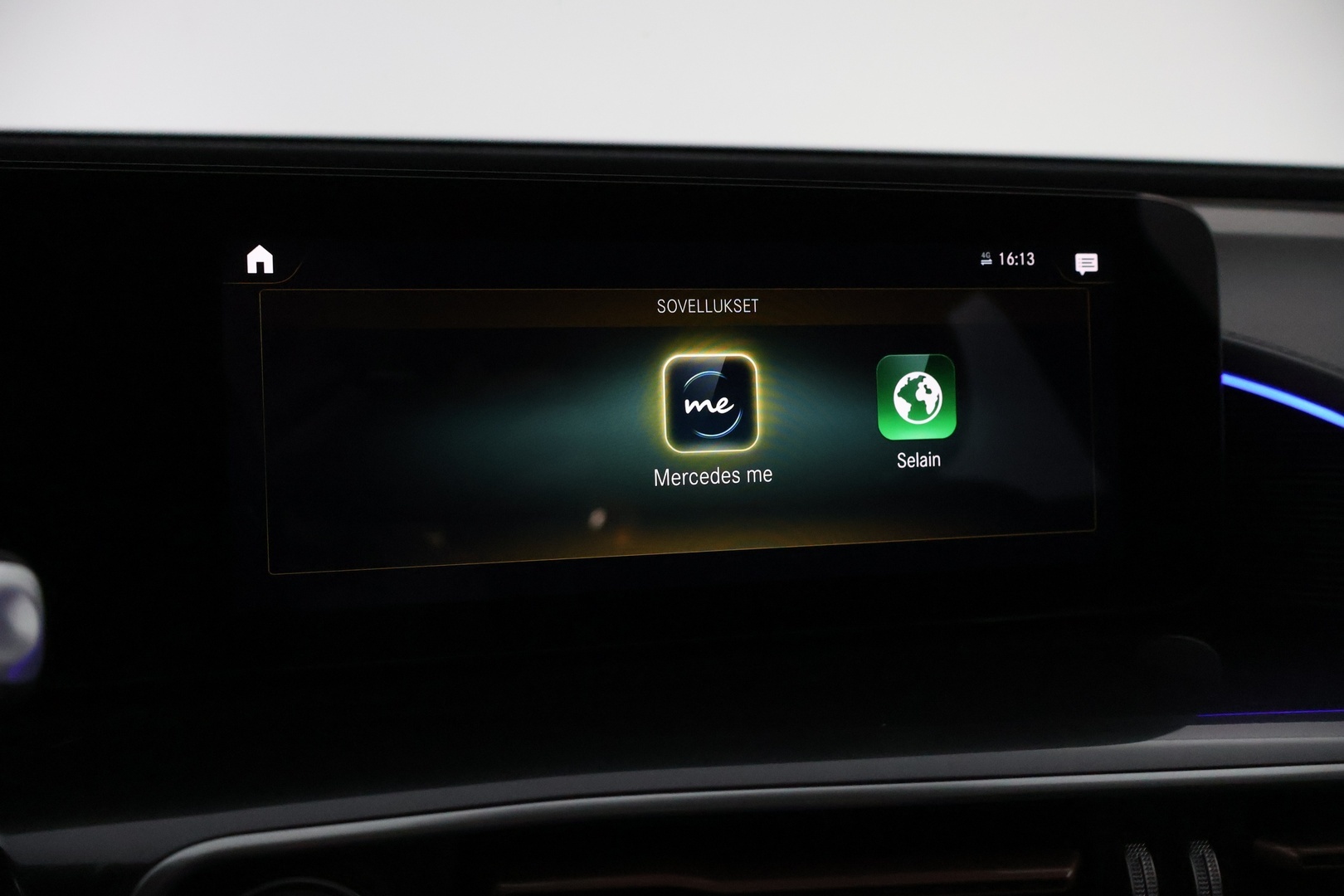 MERCEDES-BENZ EQC 2021