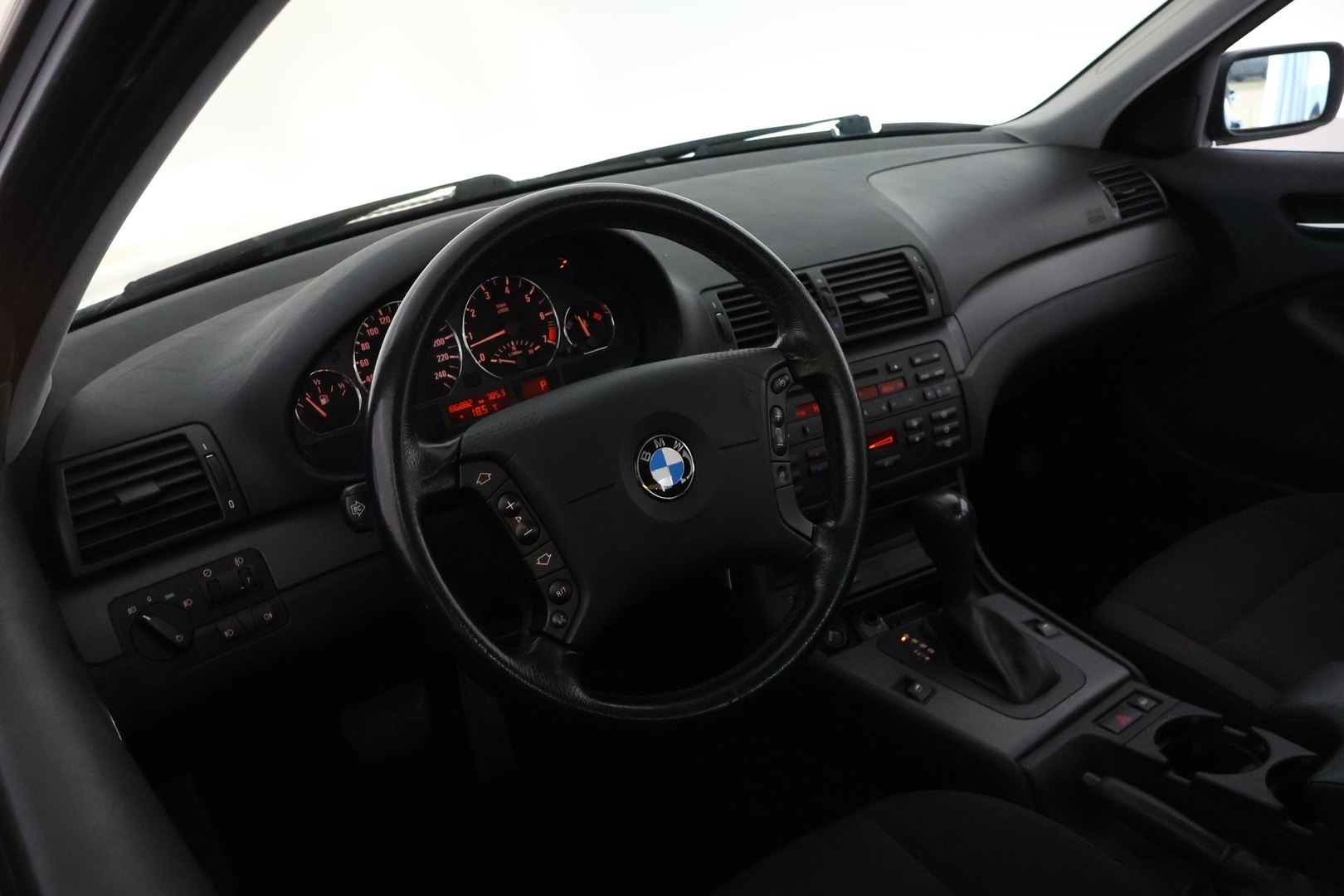 BMW 325 2005