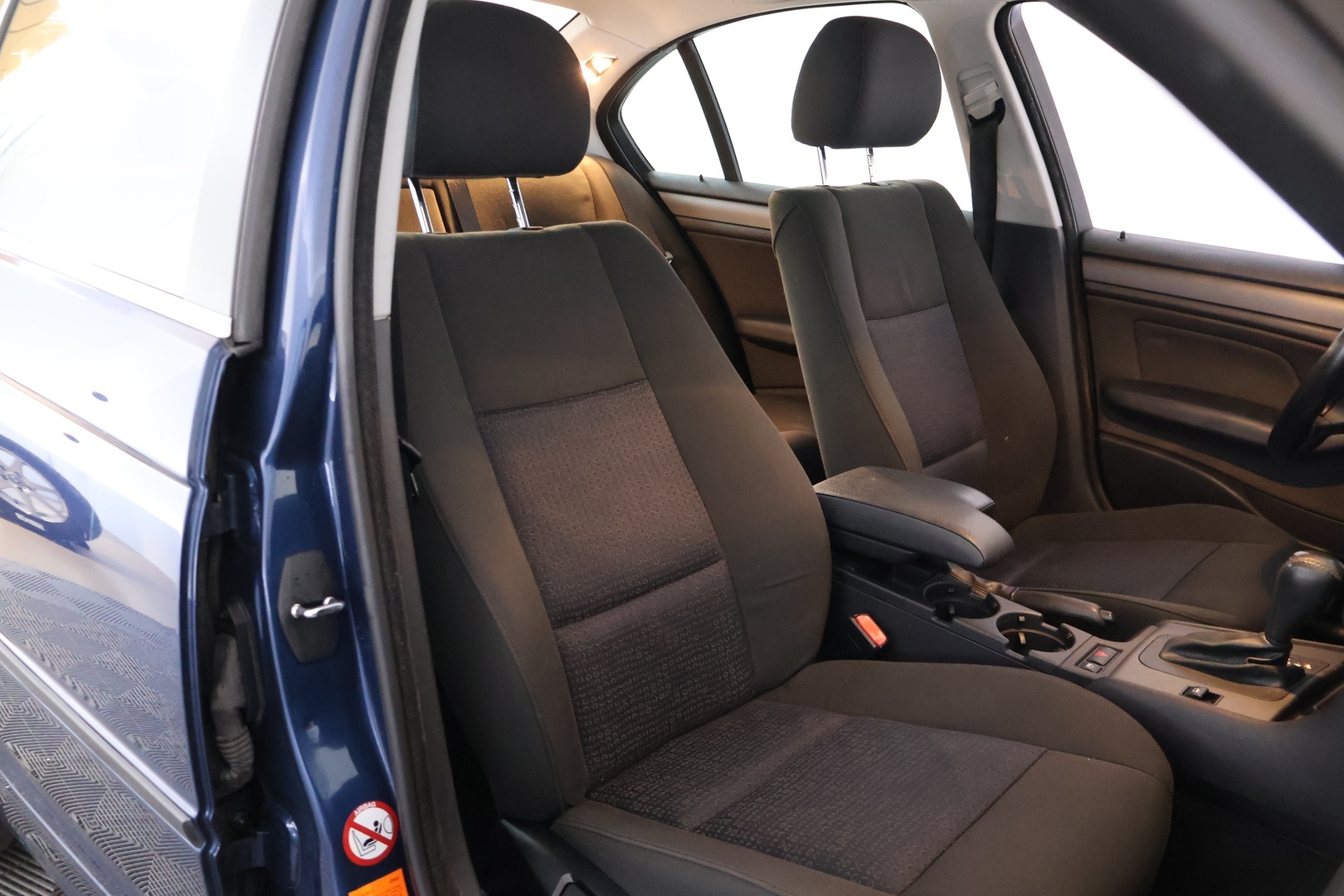 BMW 325 2005