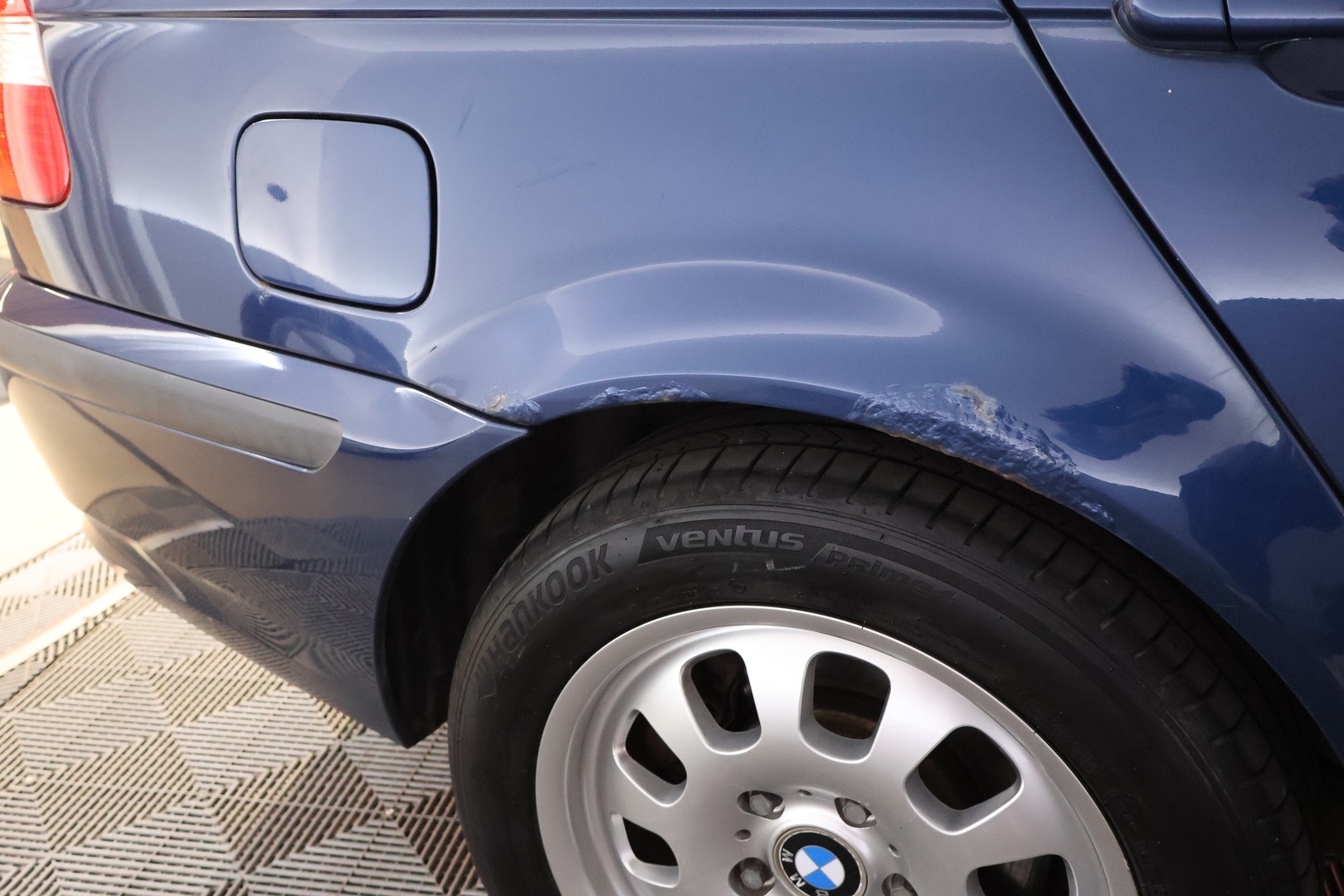 BMW 325 2005