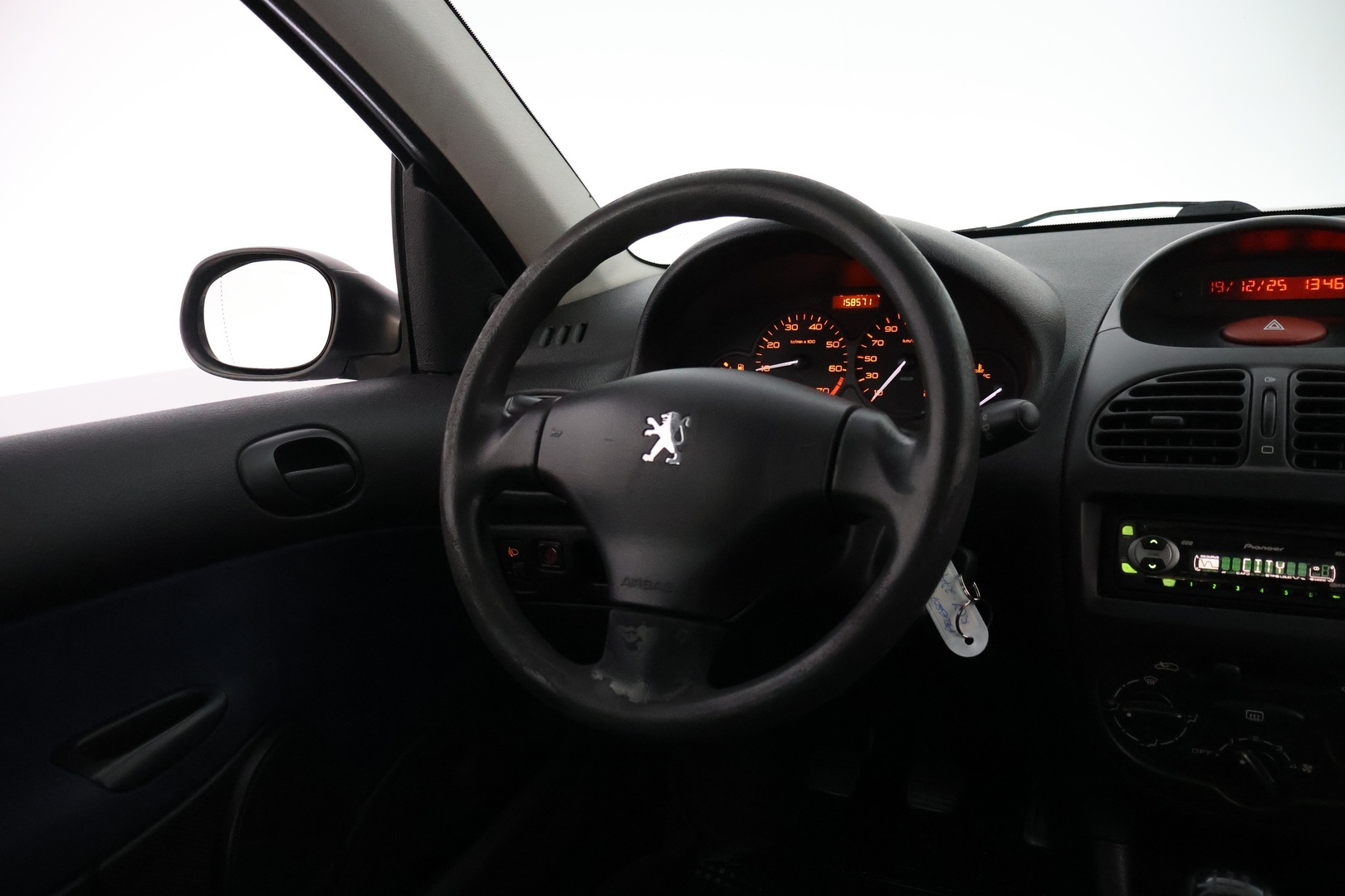 PEUGEOT 206 2002