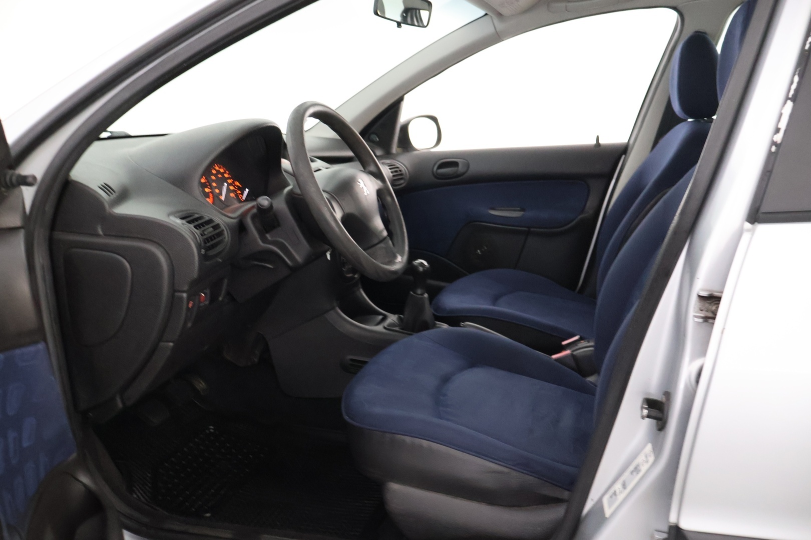 PEUGEOT 206 2002