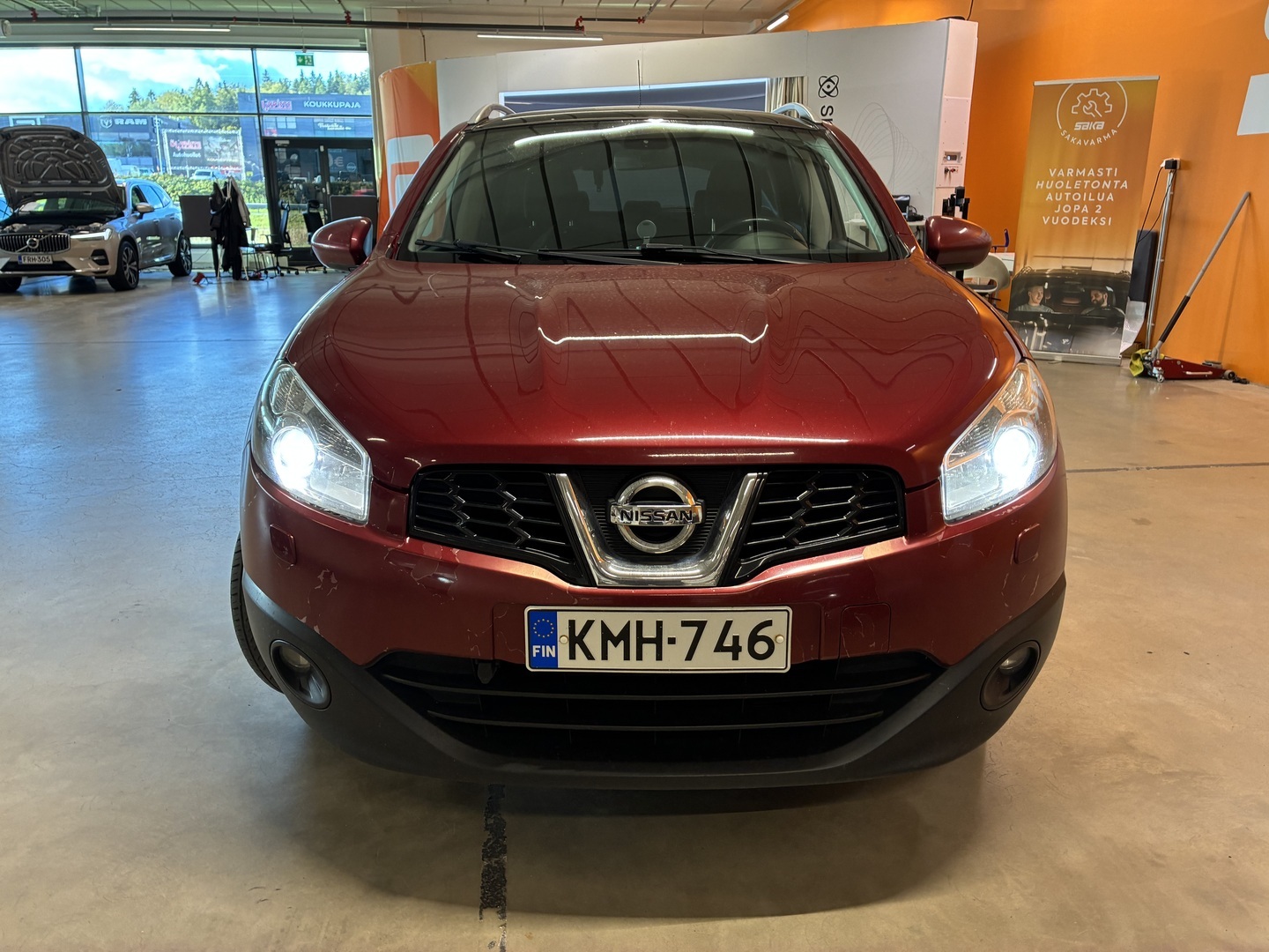 NISSAN Qashqai 2012