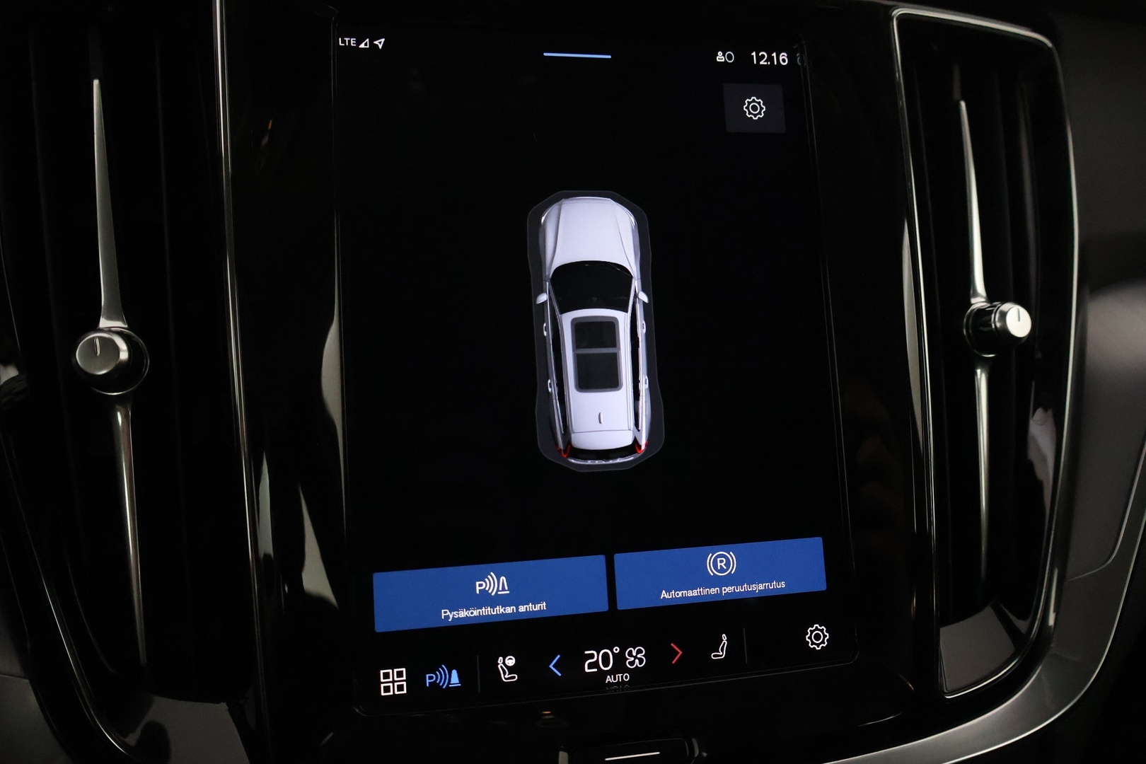 VOLVO V60 Cross Country 2023