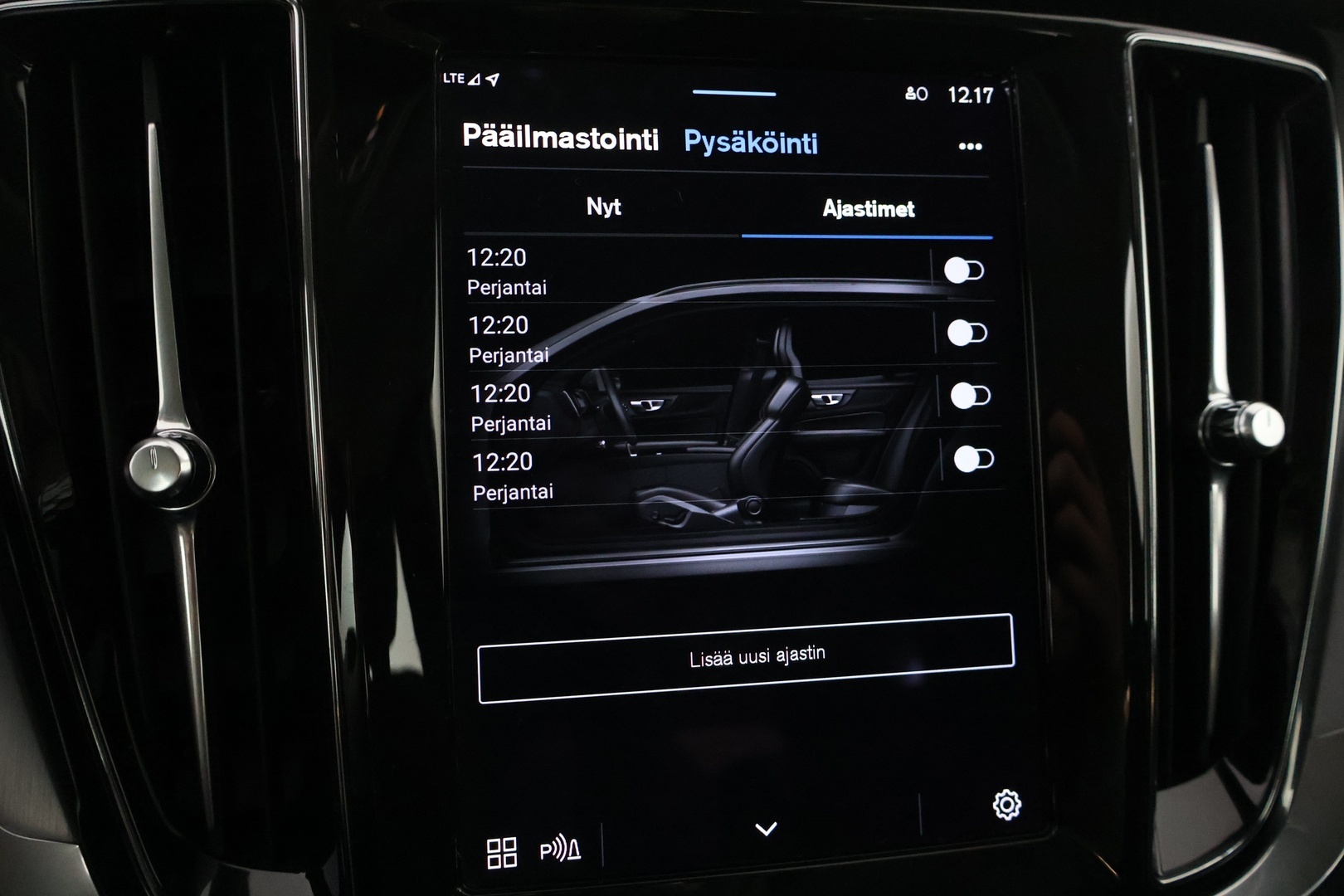 VOLVO V60 Cross Country 2023