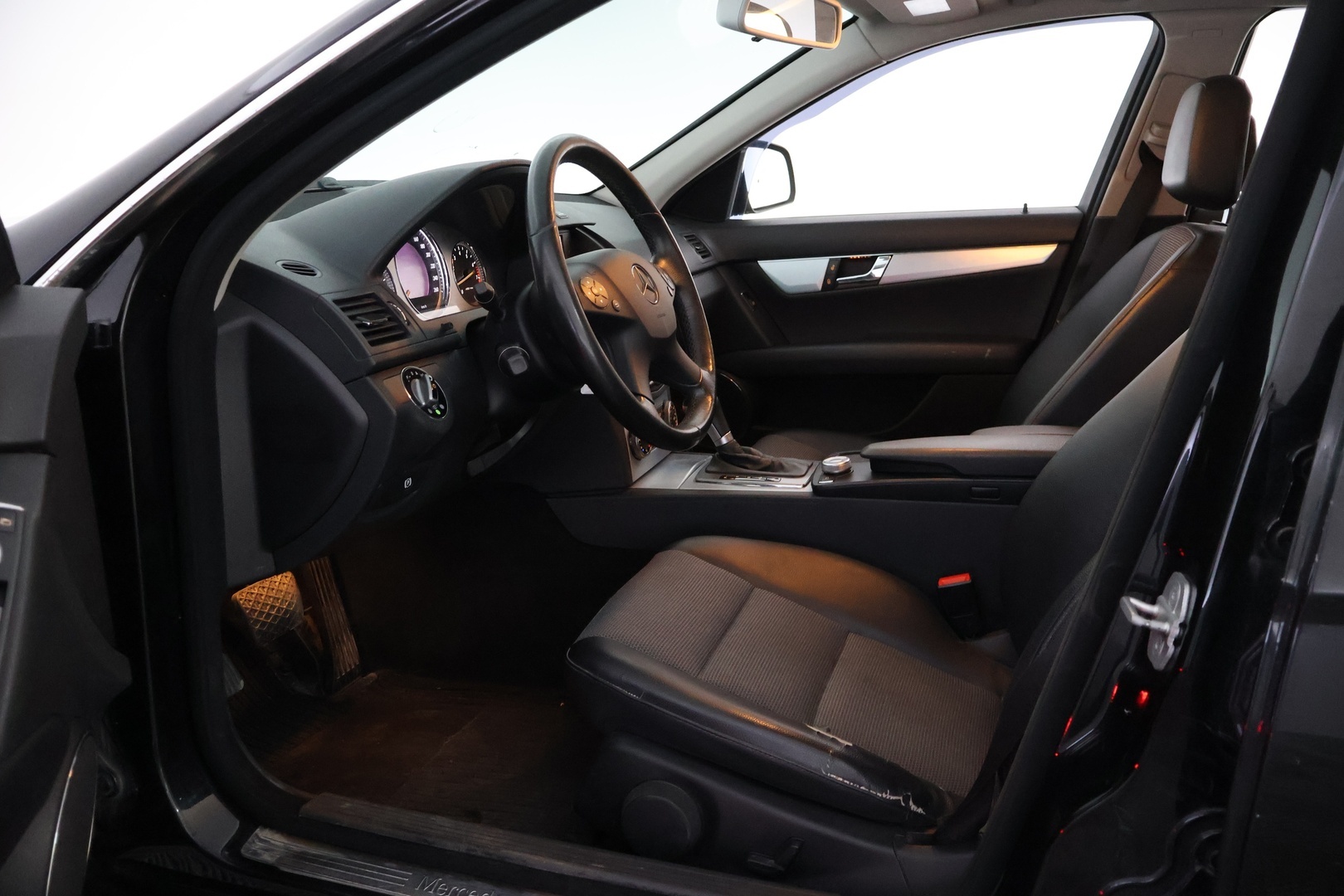 MERCEDES-BENZ C 2008