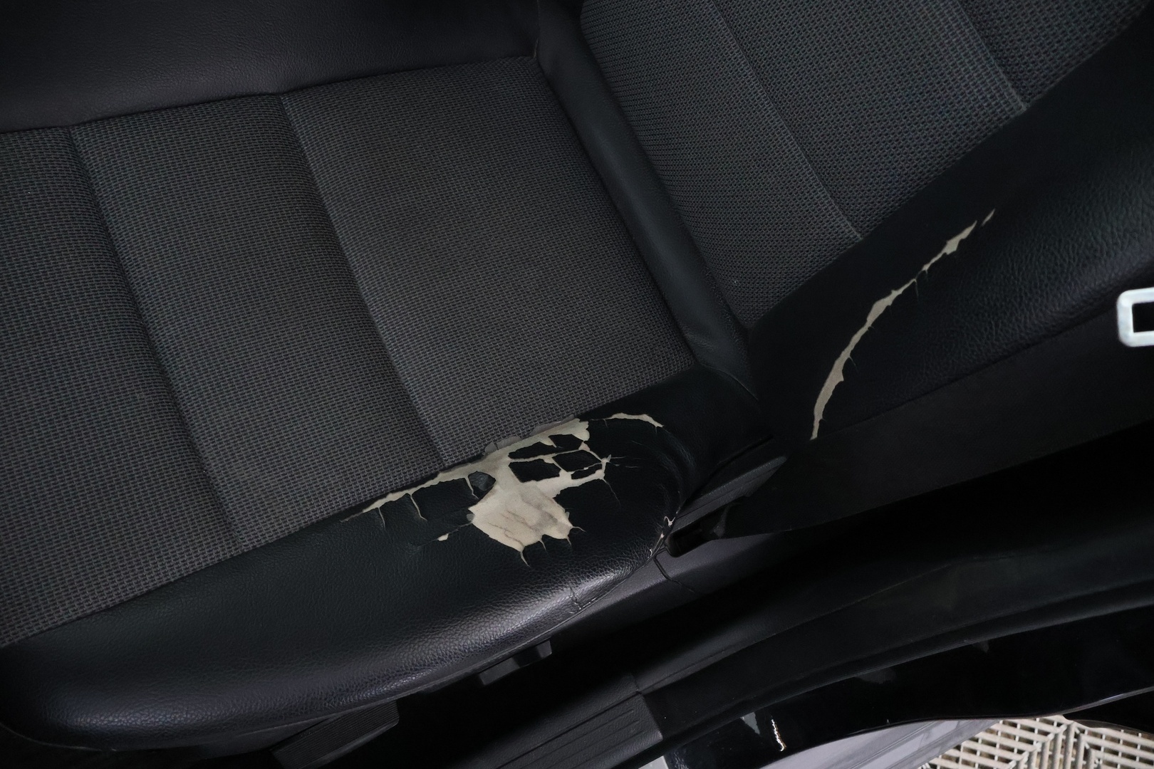 MERCEDES-BENZ C 2008