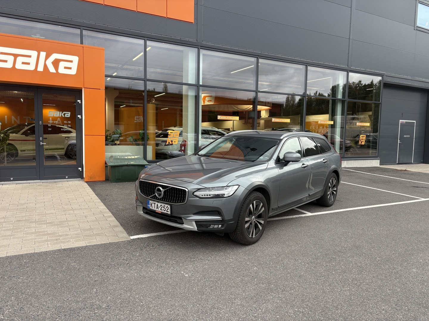 VOLVO V90 Cross Country 2018