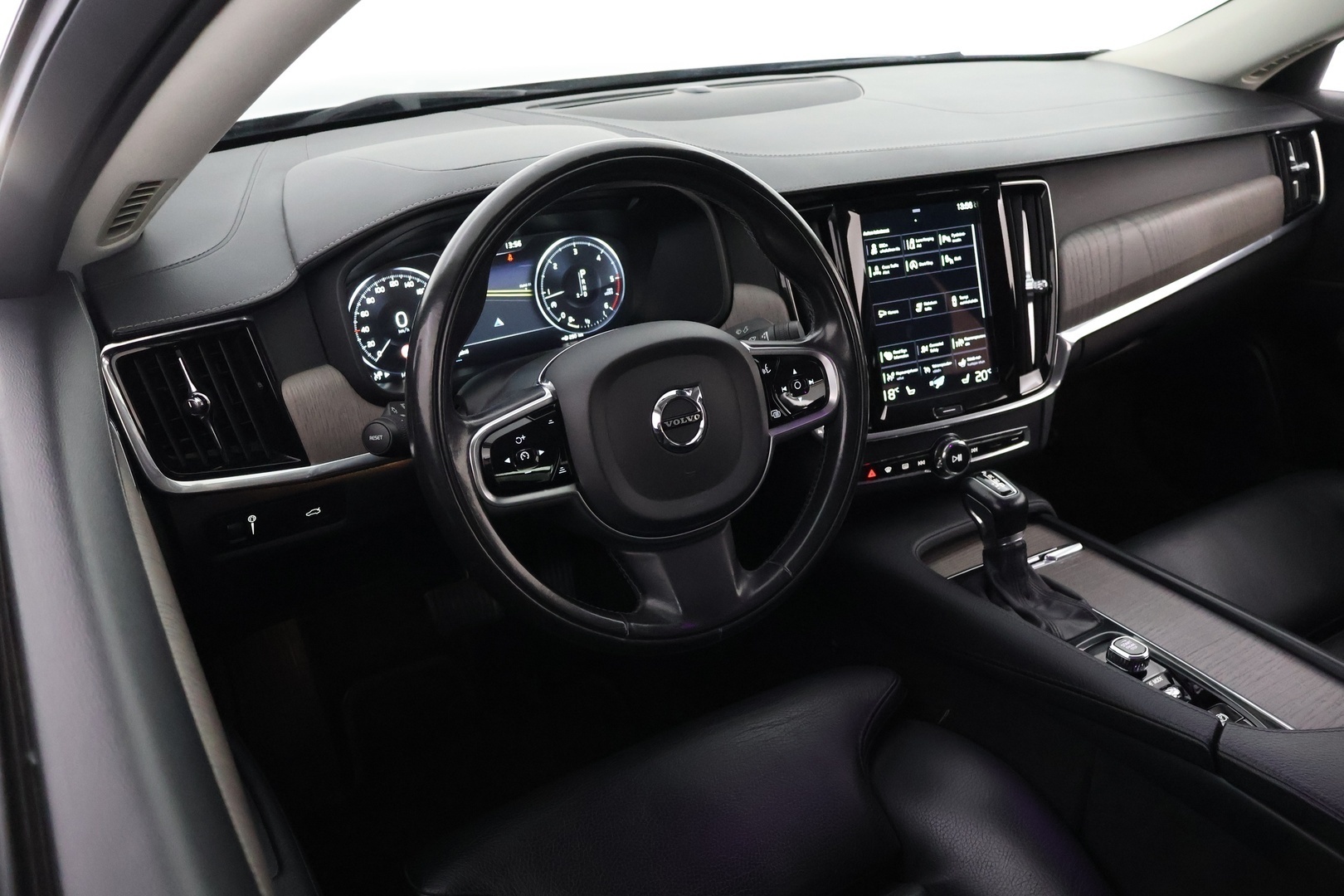 VOLVO S90 2021