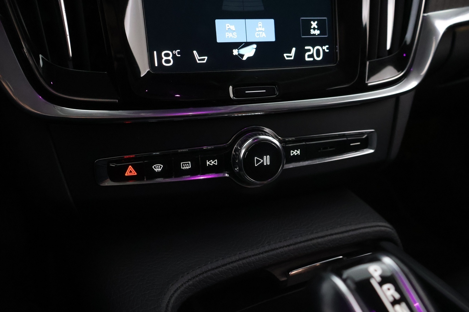 VOLVO S90 2021