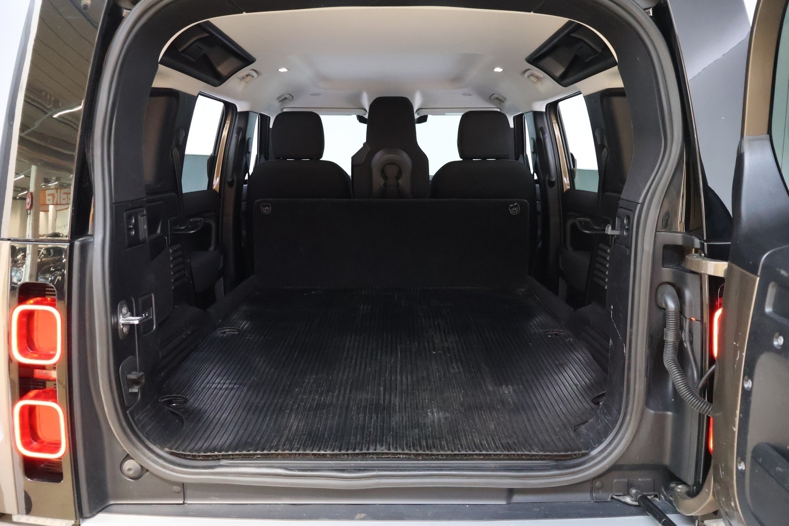 LAND ROVER Defender 2022