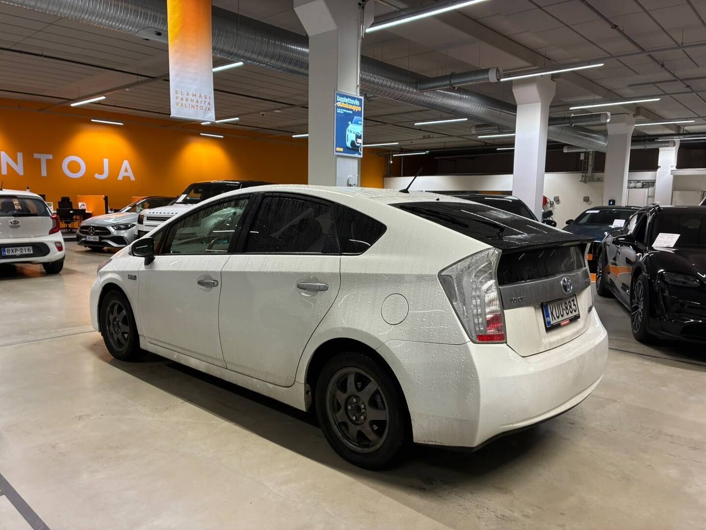 TOYOTA Prius Plug-in 2012