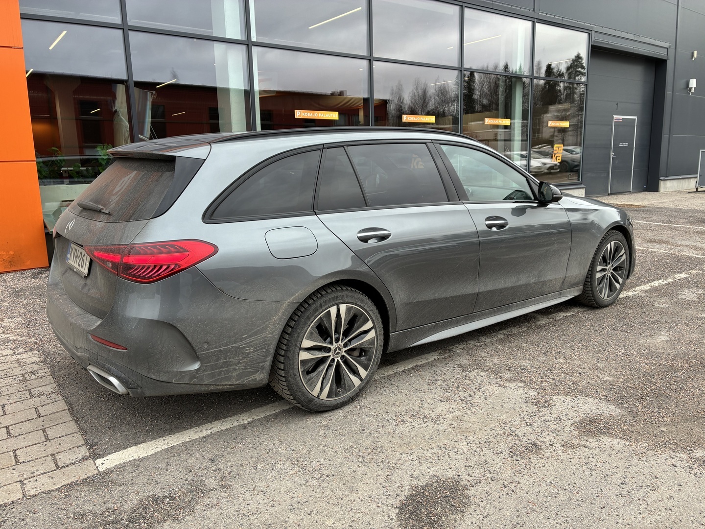 MERCEDES-BENZ C 2022