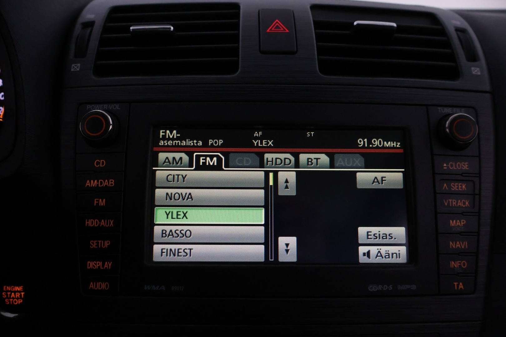 TOYOTA Avensis 2010