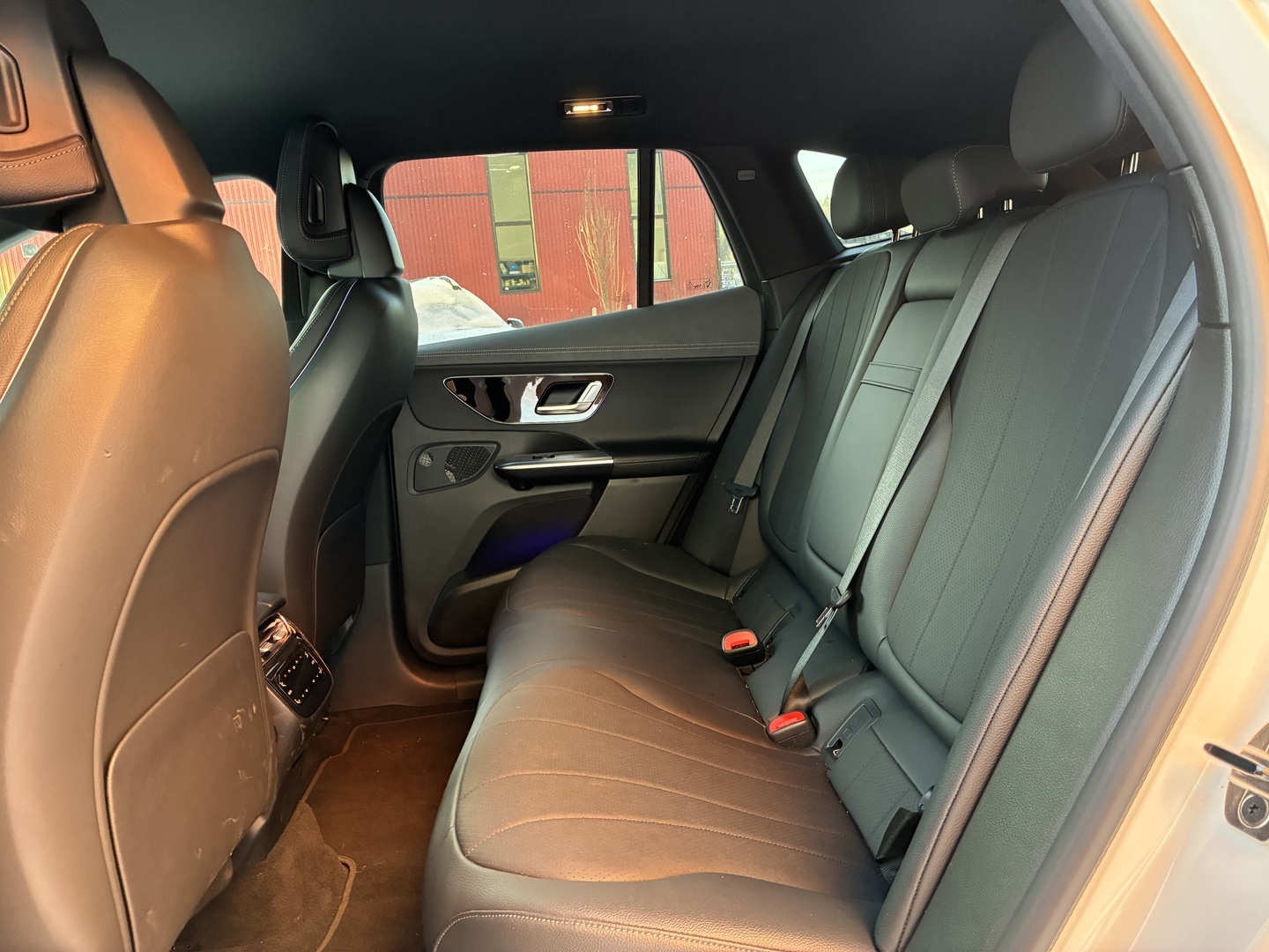 MERCEDES-BENZ EQE 2023