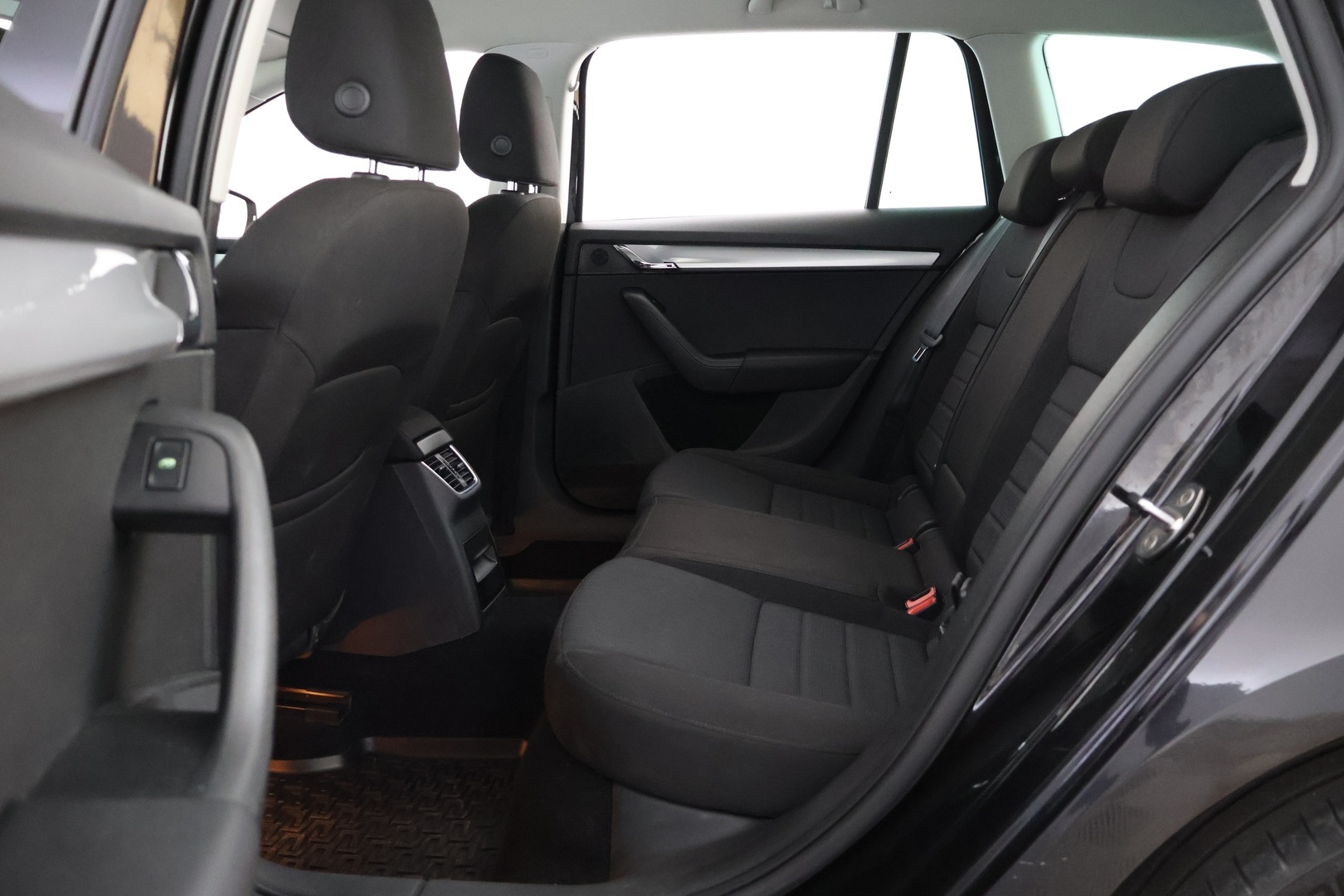 SKODA Octavia 2016