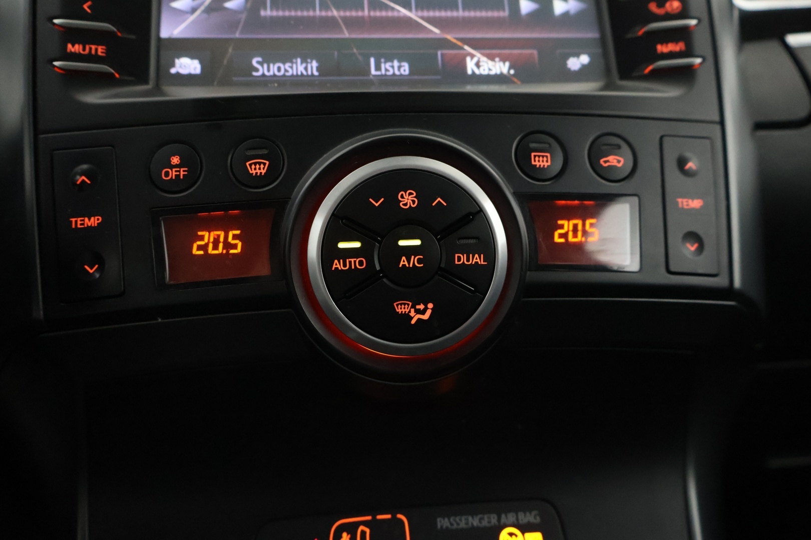 TOYOTA Verso 2016