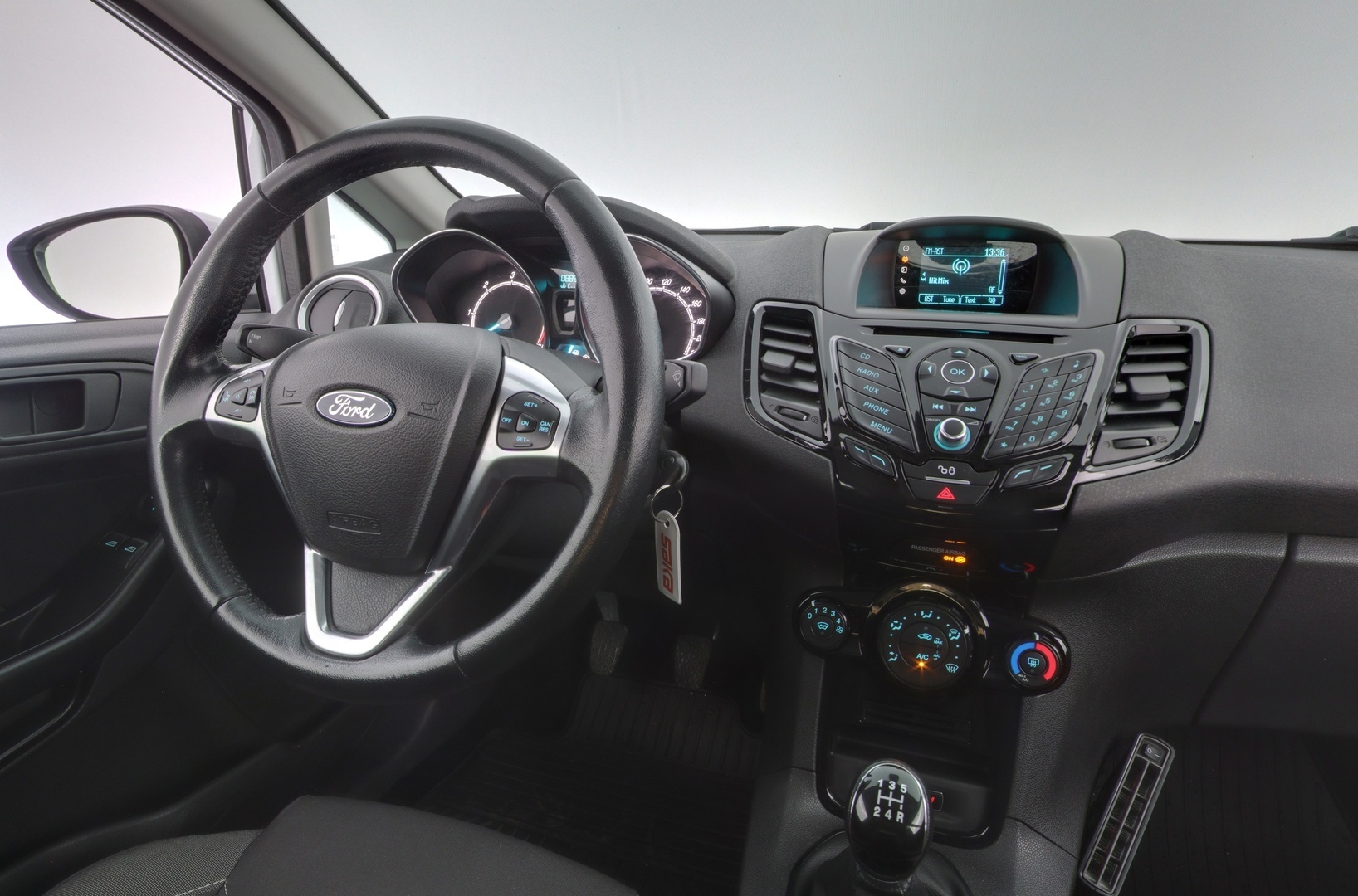 FORD Fiesta Van 2017