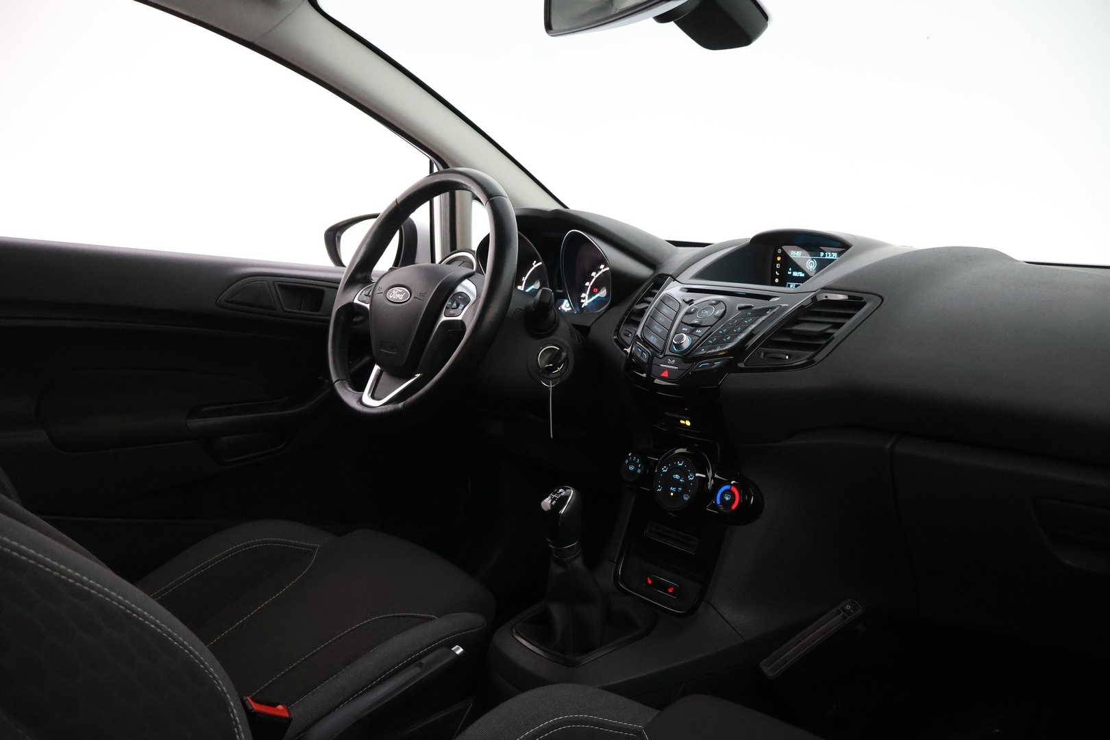 FORD Fiesta Van 2017