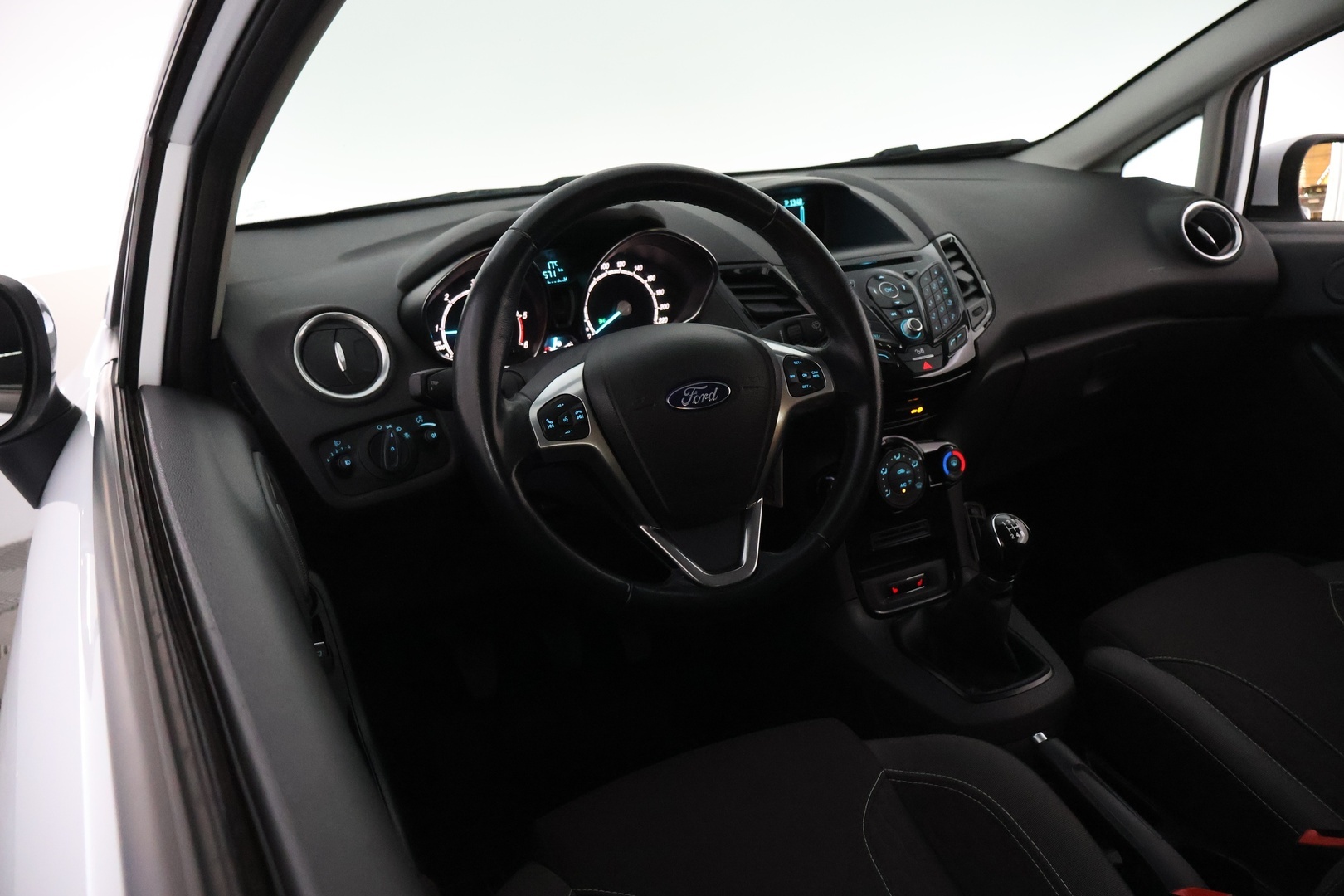 FORD Fiesta Van 2017