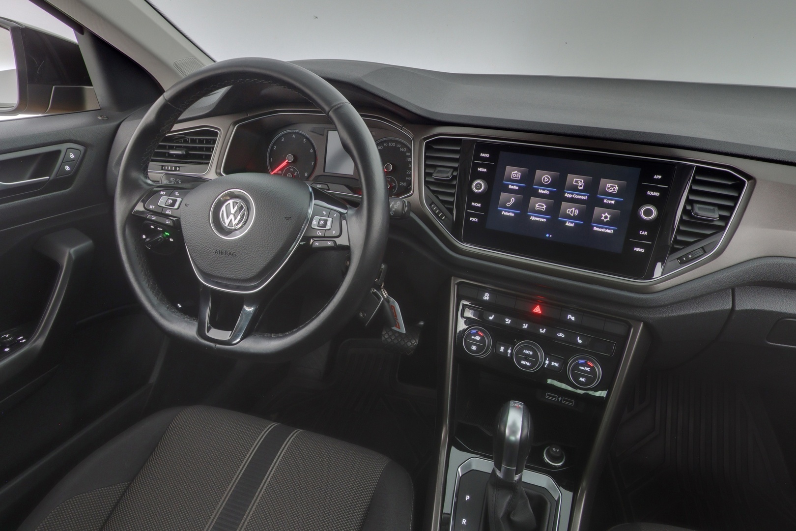 VOLKSWAGEN T-Roc 2018