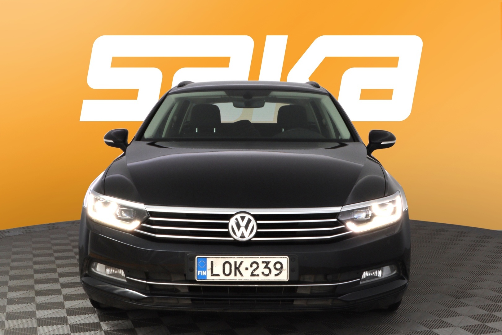 VOLKSWAGEN Passat 2018