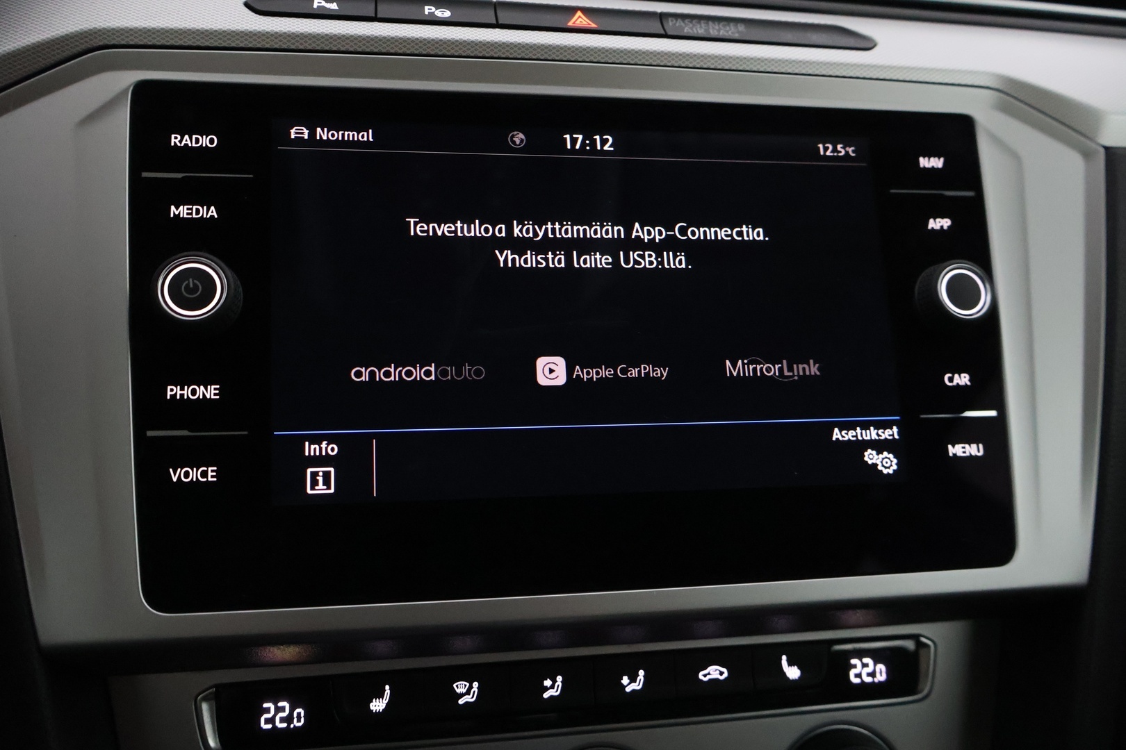 VOLKSWAGEN Passat 2018