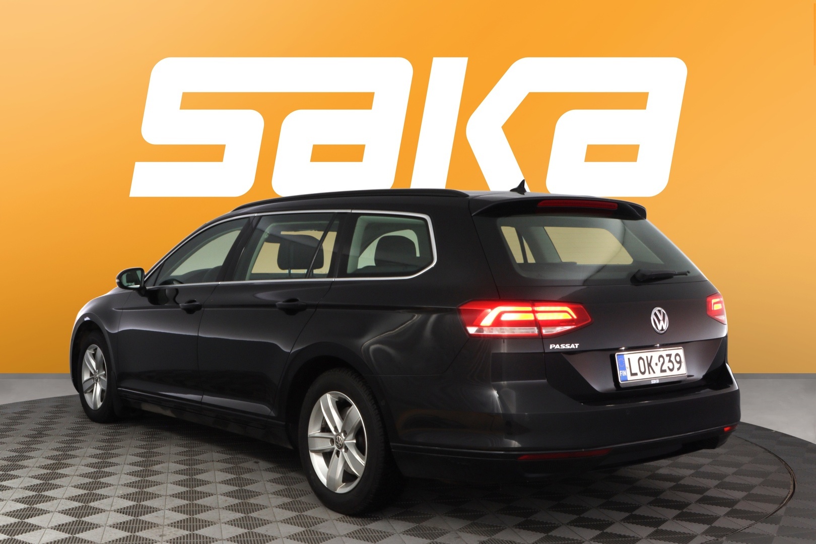 VOLKSWAGEN Passat 2018