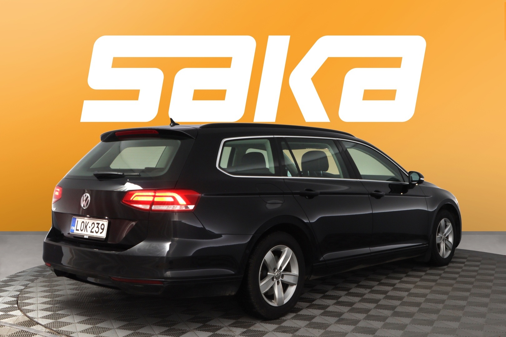 VOLKSWAGEN Passat 2018