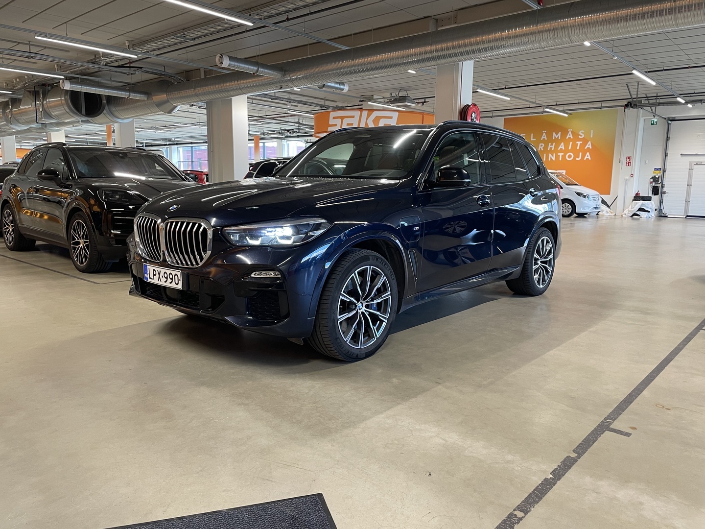 BMW X5 2021