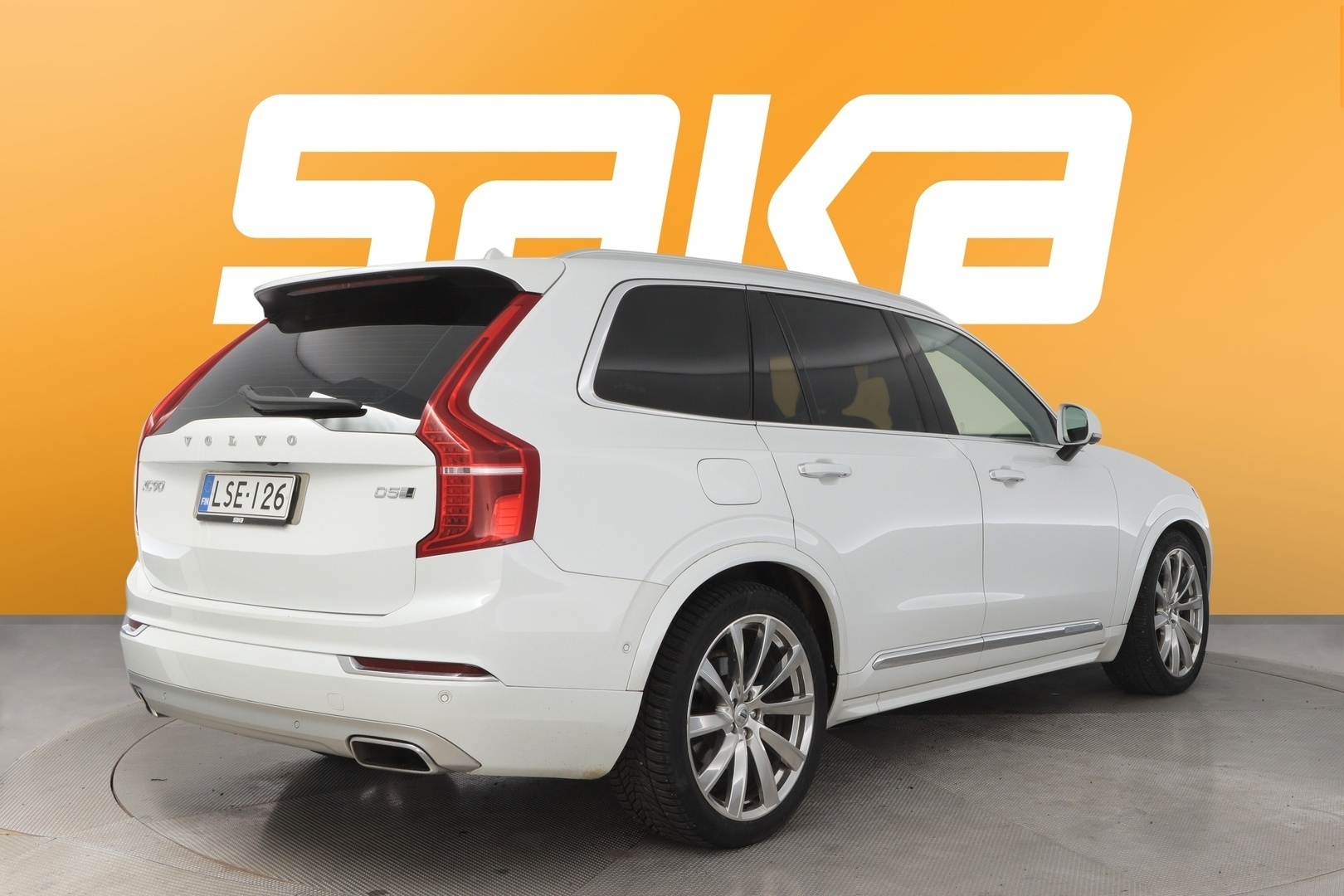 VOLVO XC90 2016
