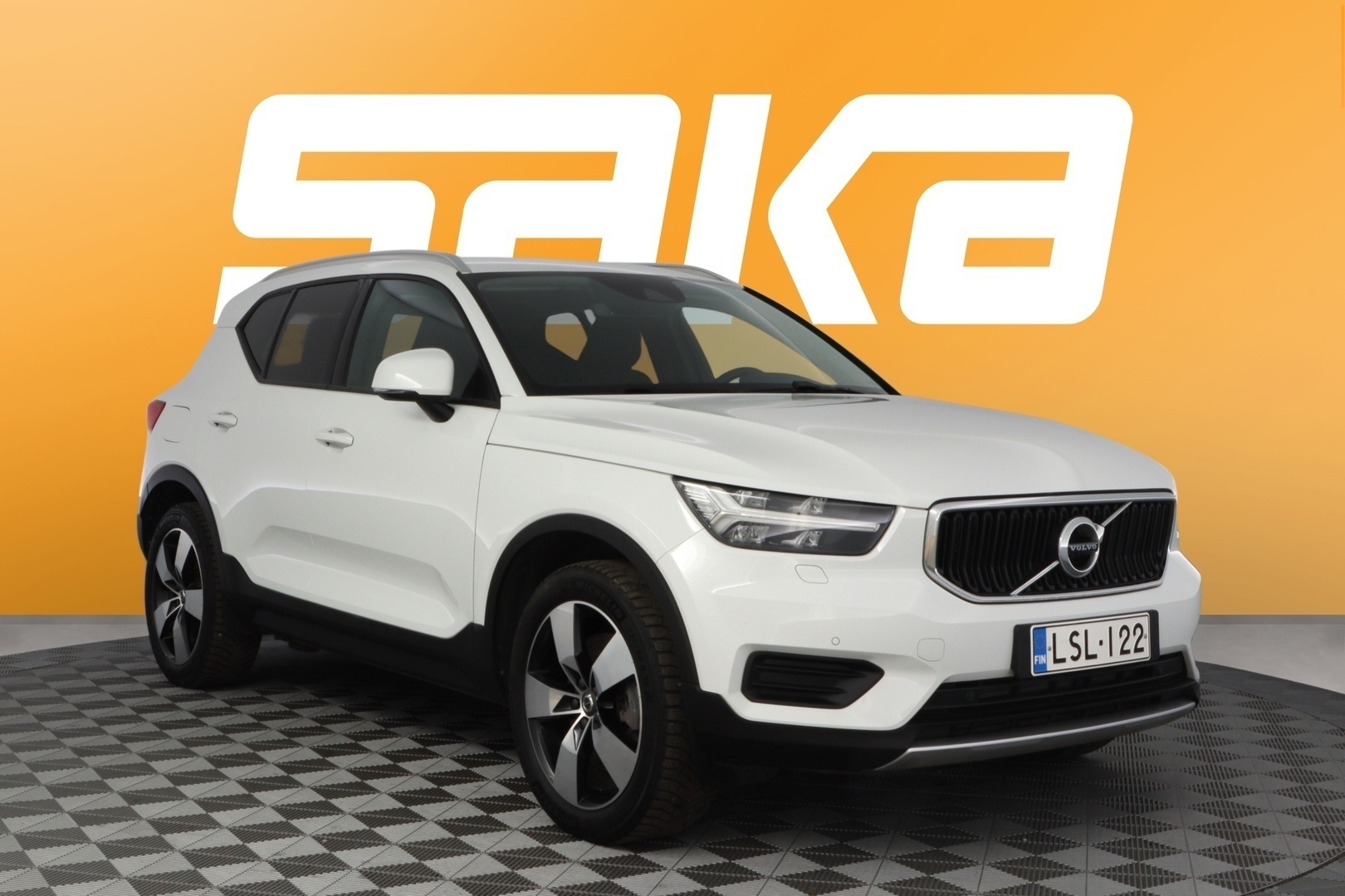 VOLVO XC40 2020