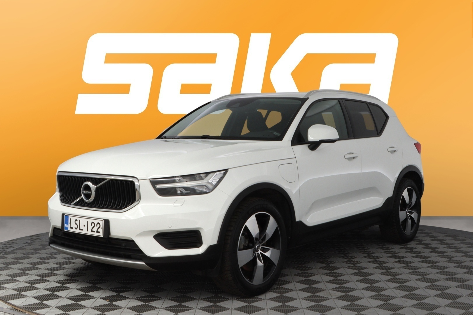 VOLVO XC40 2020