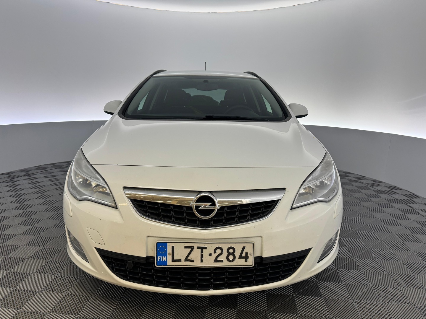 OPEL Astra 2012