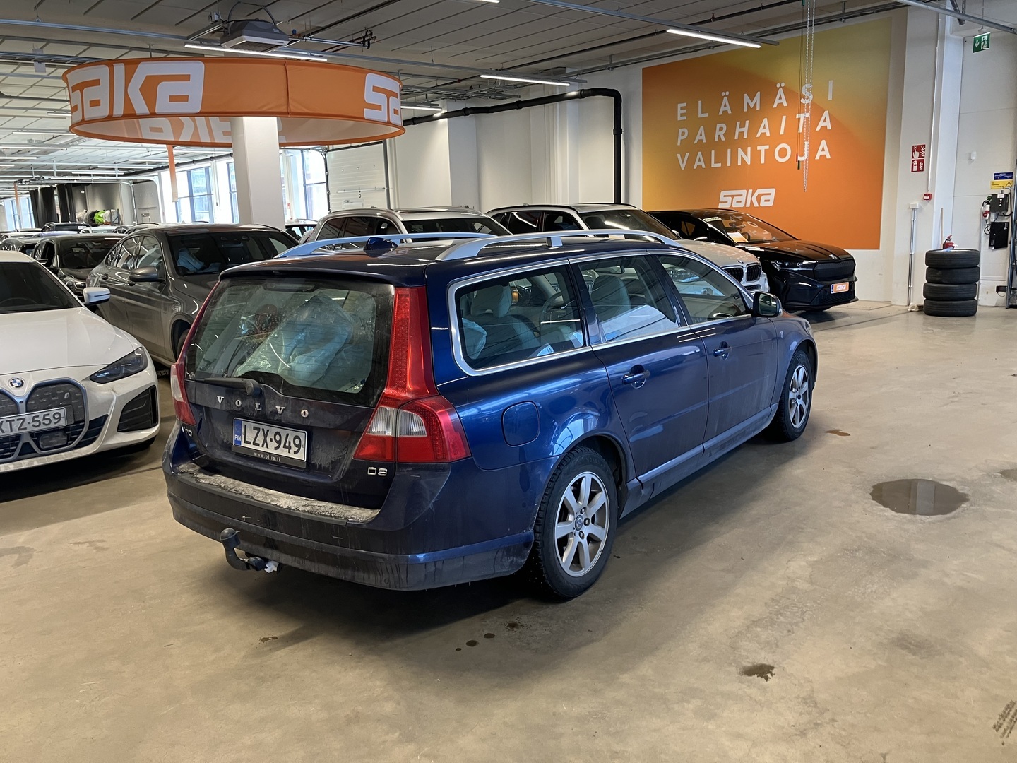 VOLVO V70 2012
