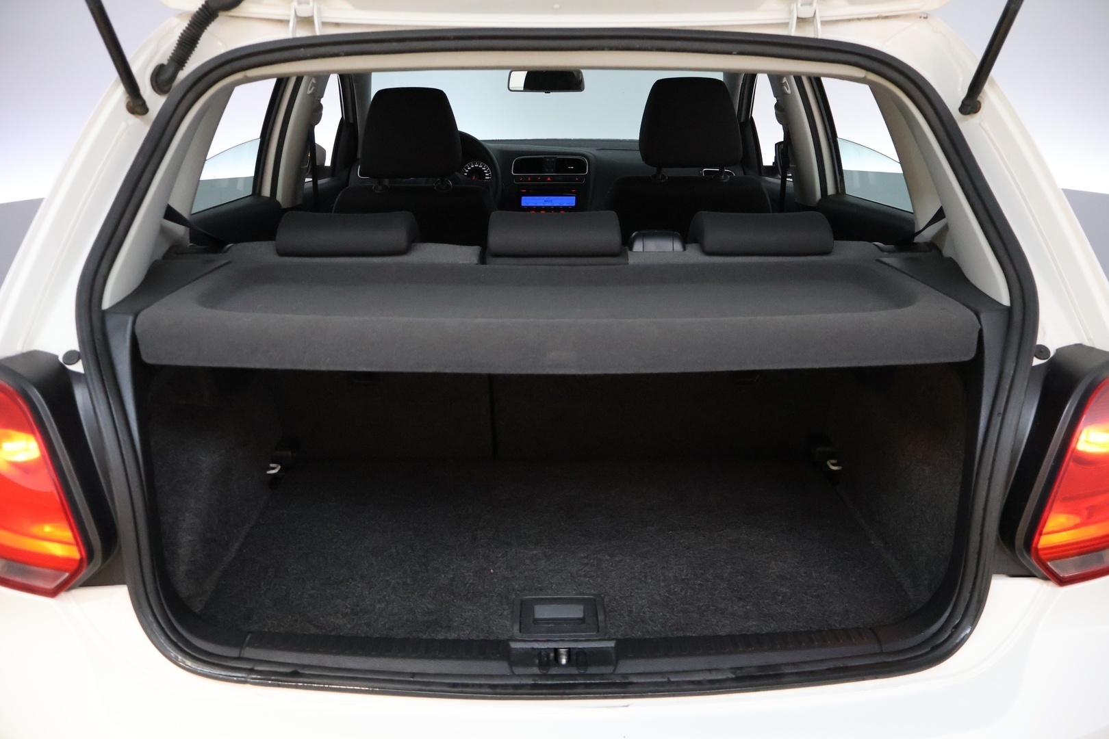 VOLKSWAGEN Polo 2010