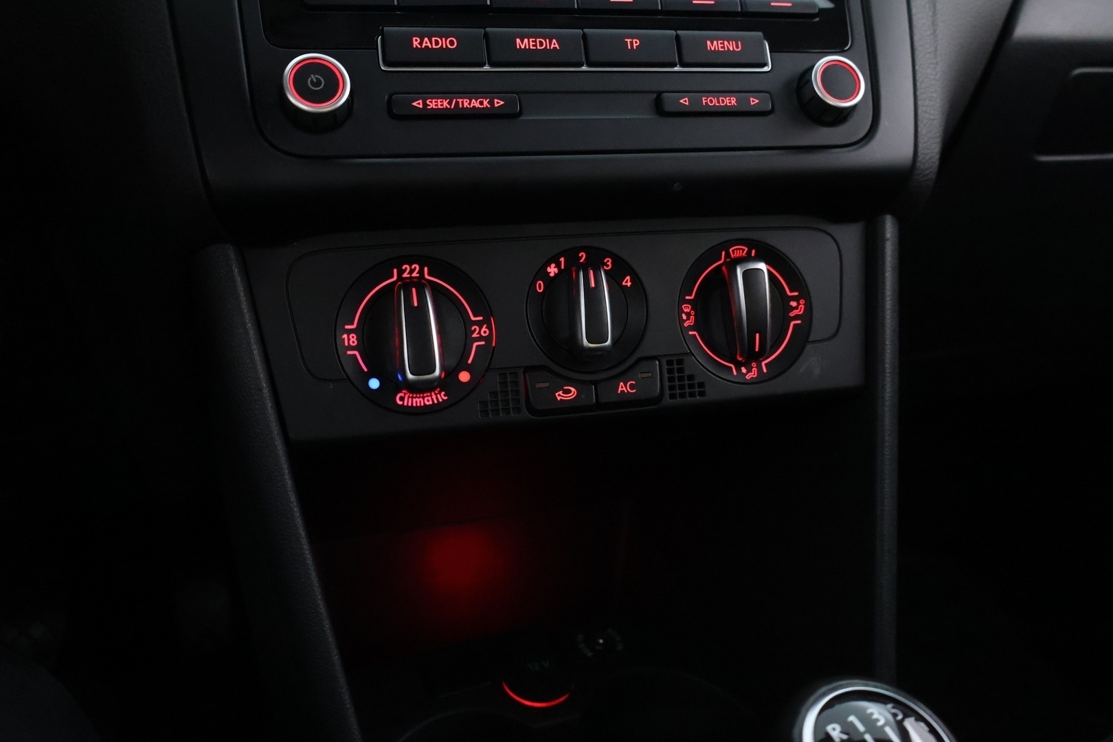 VOLKSWAGEN Polo 2010