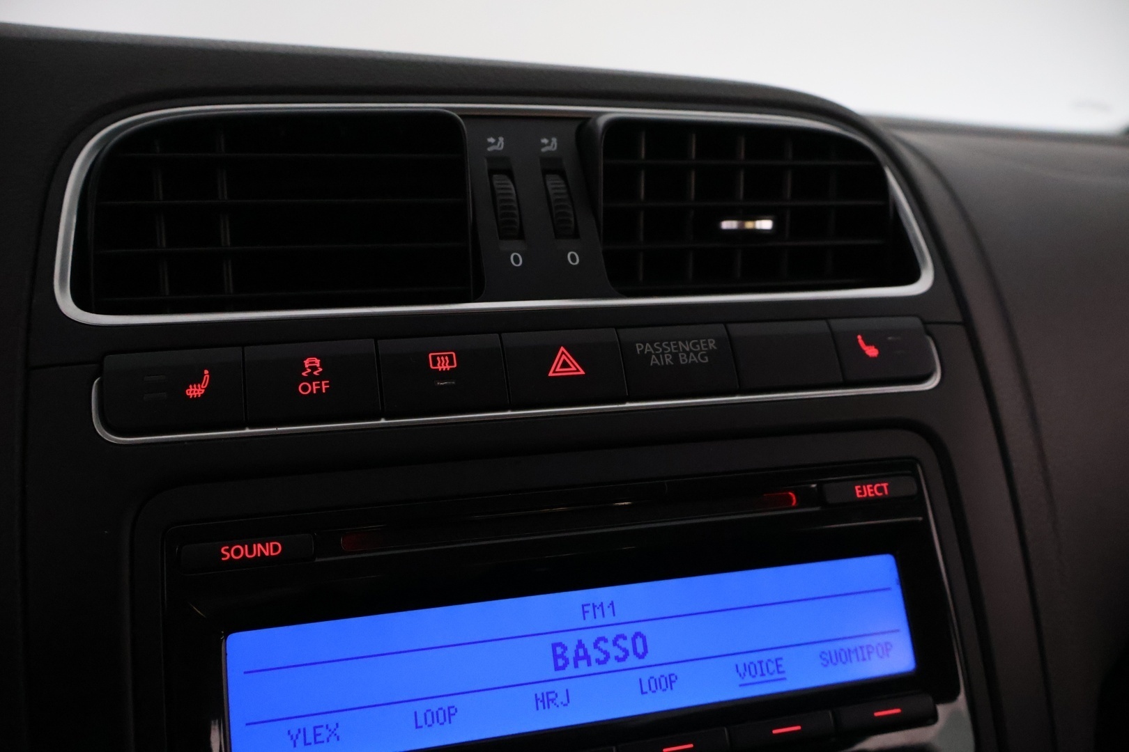VOLKSWAGEN Polo 2010