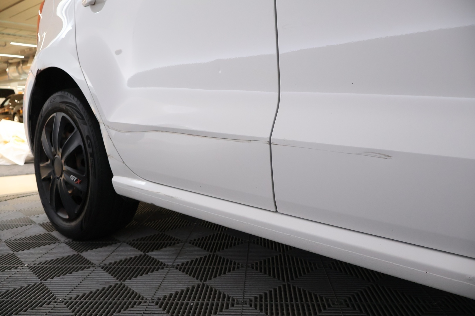 VOLKSWAGEN Polo 2010