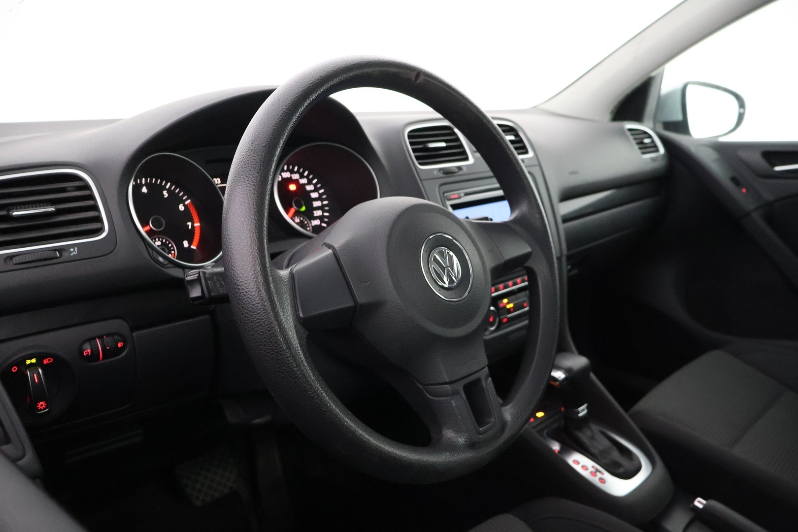 VOLKSWAGEN Golf 2011