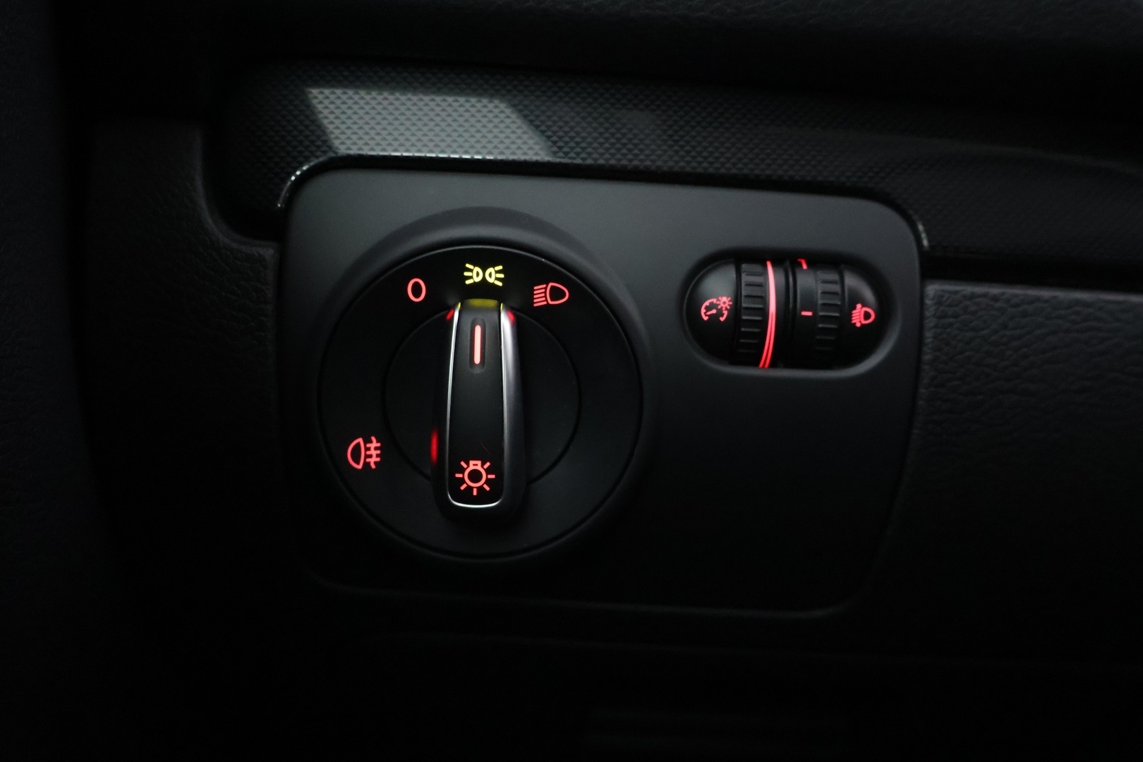 VOLKSWAGEN Golf 2011
