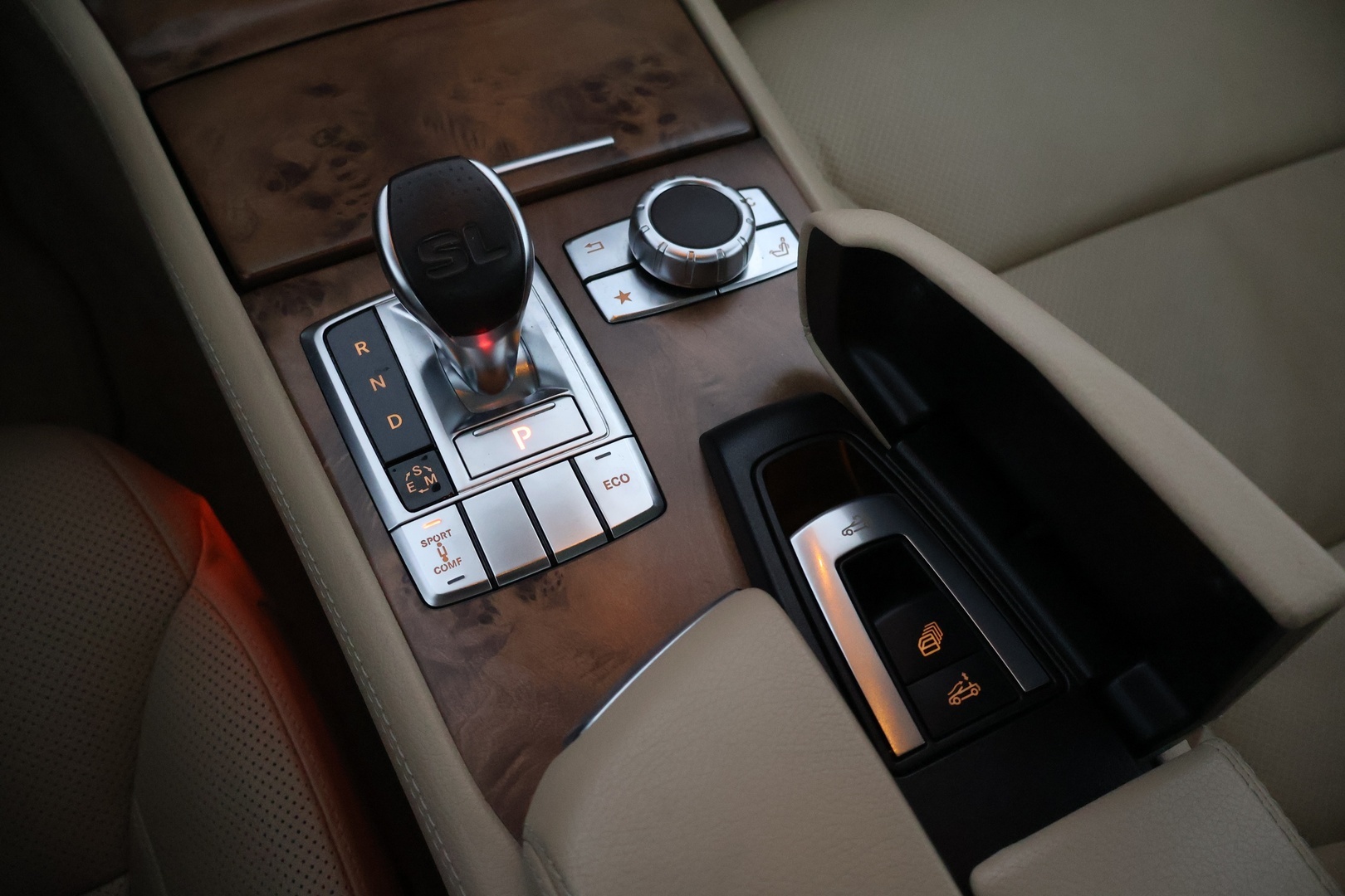 MERCEDES-BENZ SL 2014