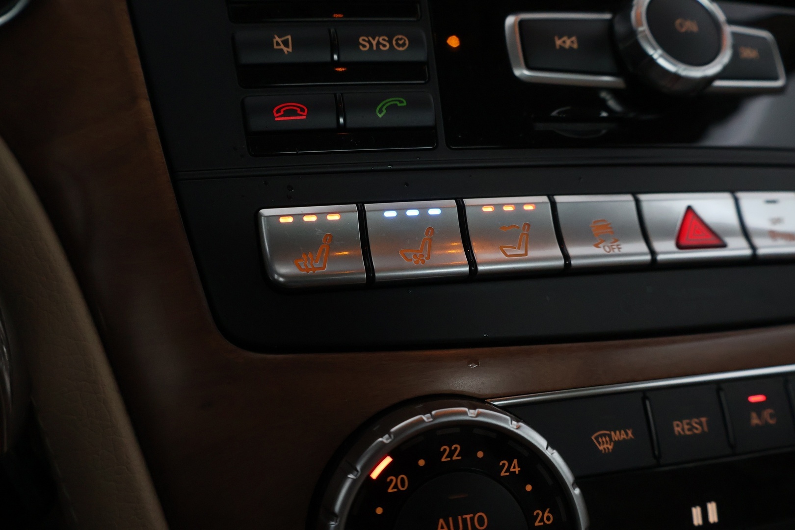 MERCEDES-BENZ SL 2014