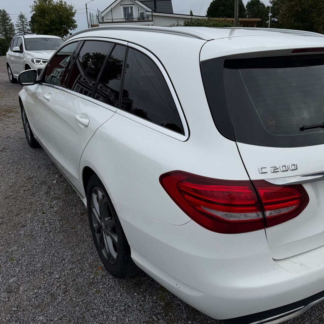 MERCEDES-BENZ C 2015