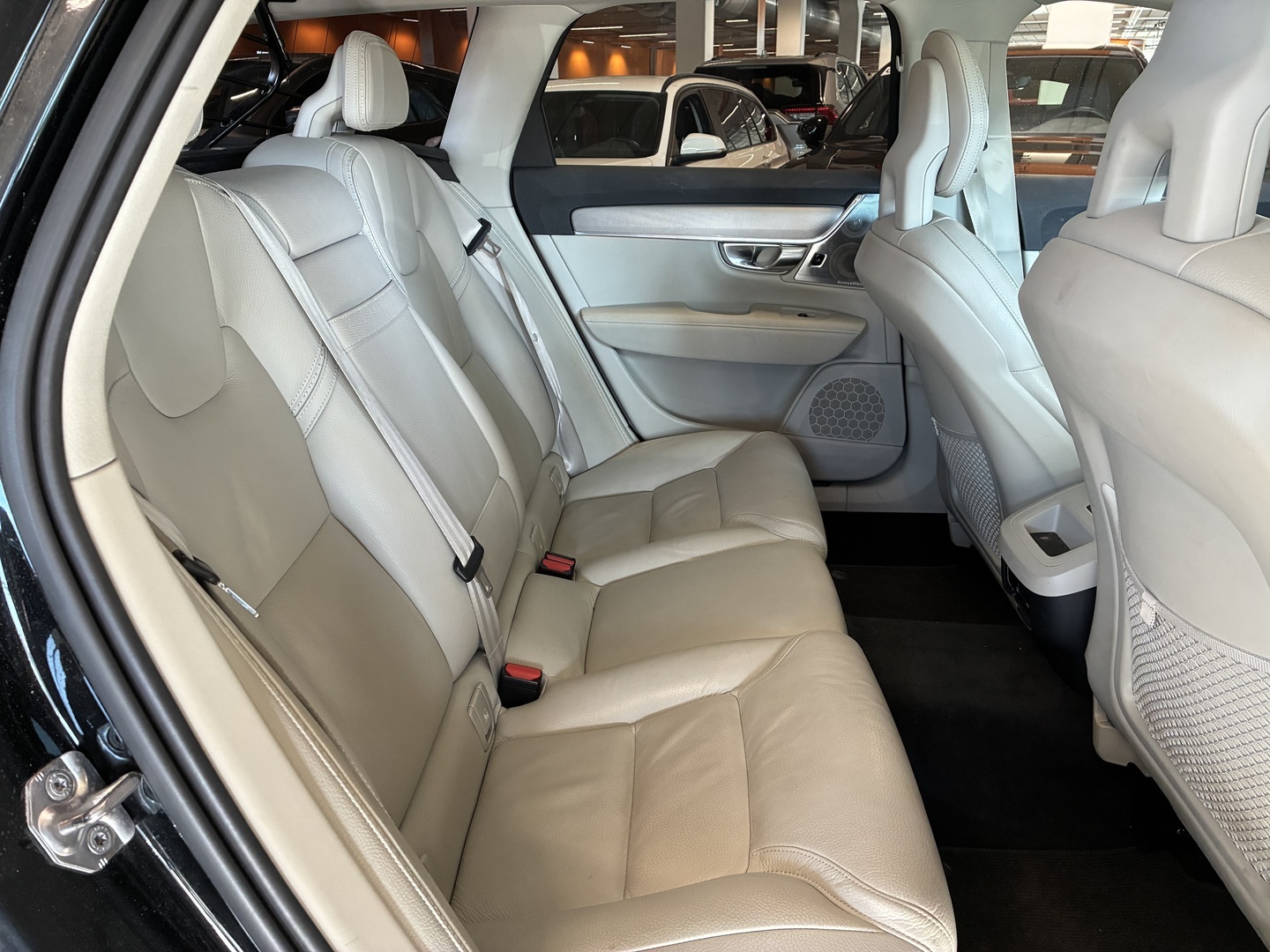 VOLVO V90 Cross Country 2018