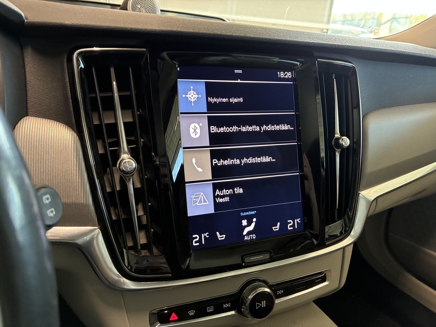 VOLVO V90 Cross Country 2018