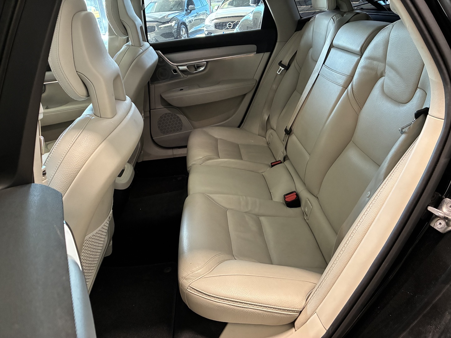 VOLVO V90 Cross Country 2018