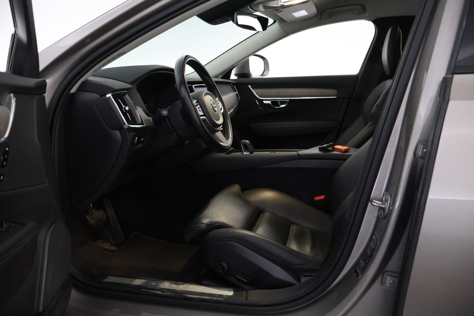 VOLVO V90 Cross Country 2022