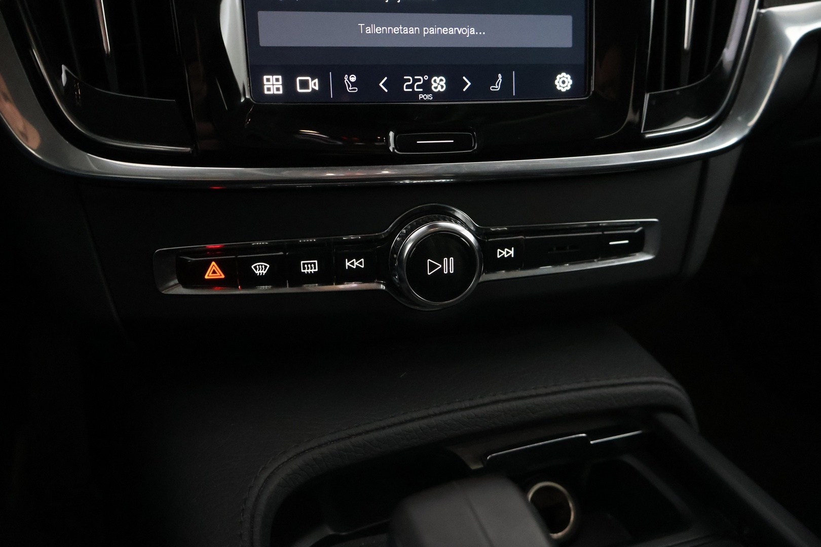 VOLVO V90 Cross Country 2022